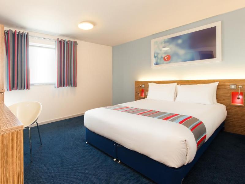 Travelodge Liverpool Stonedale Park Bagian luar foto