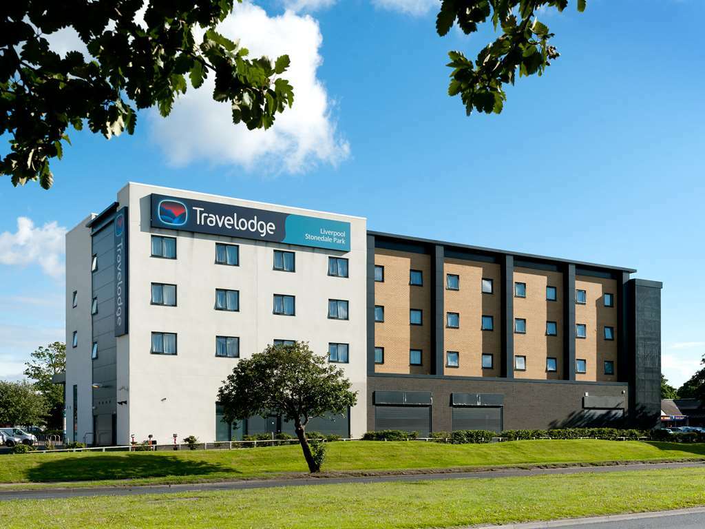 Travelodge Liverpool Stonedale Park Bagian luar foto